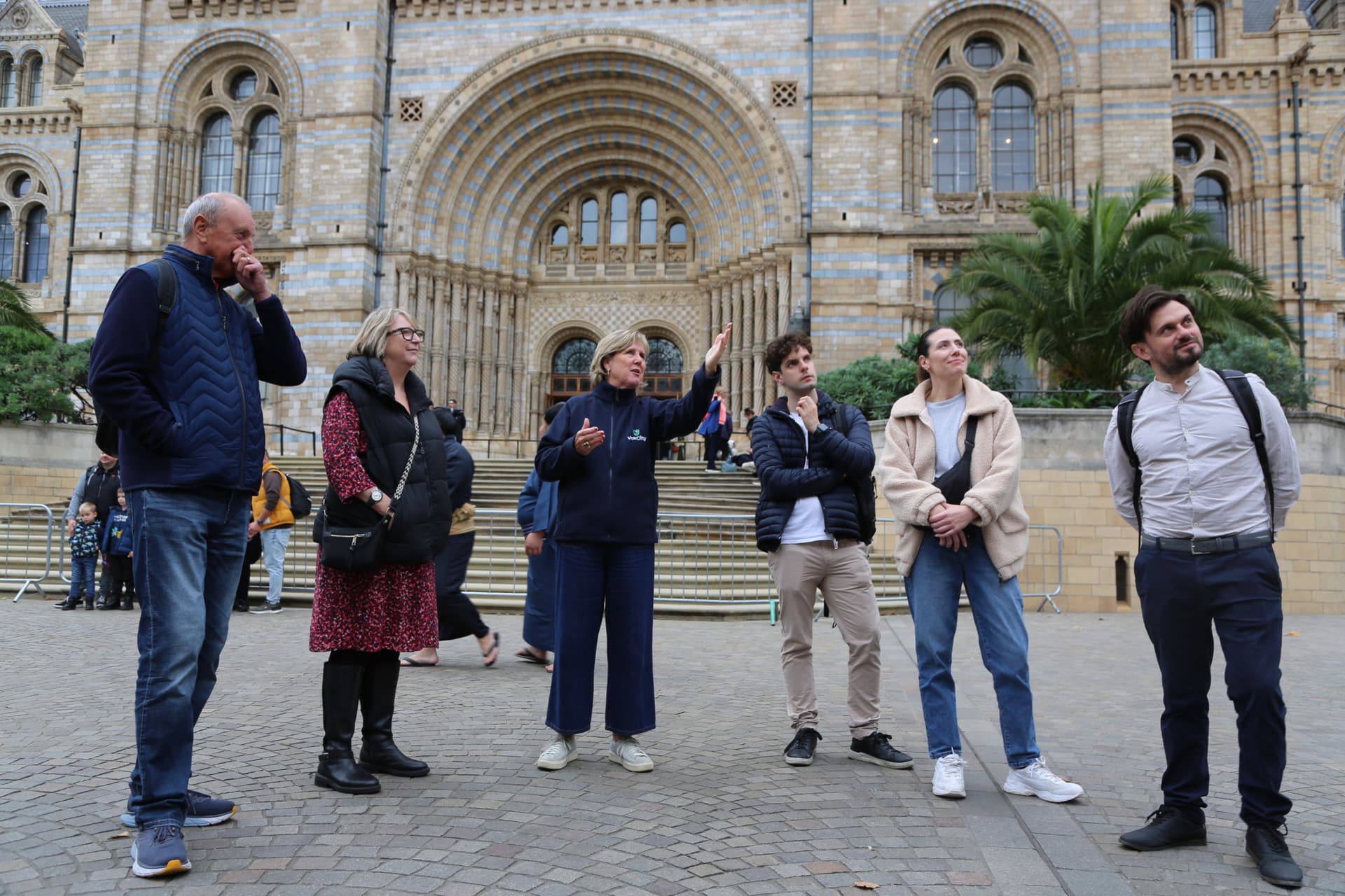 Natural History Museum Tour with English-Speaking Guide - image 3