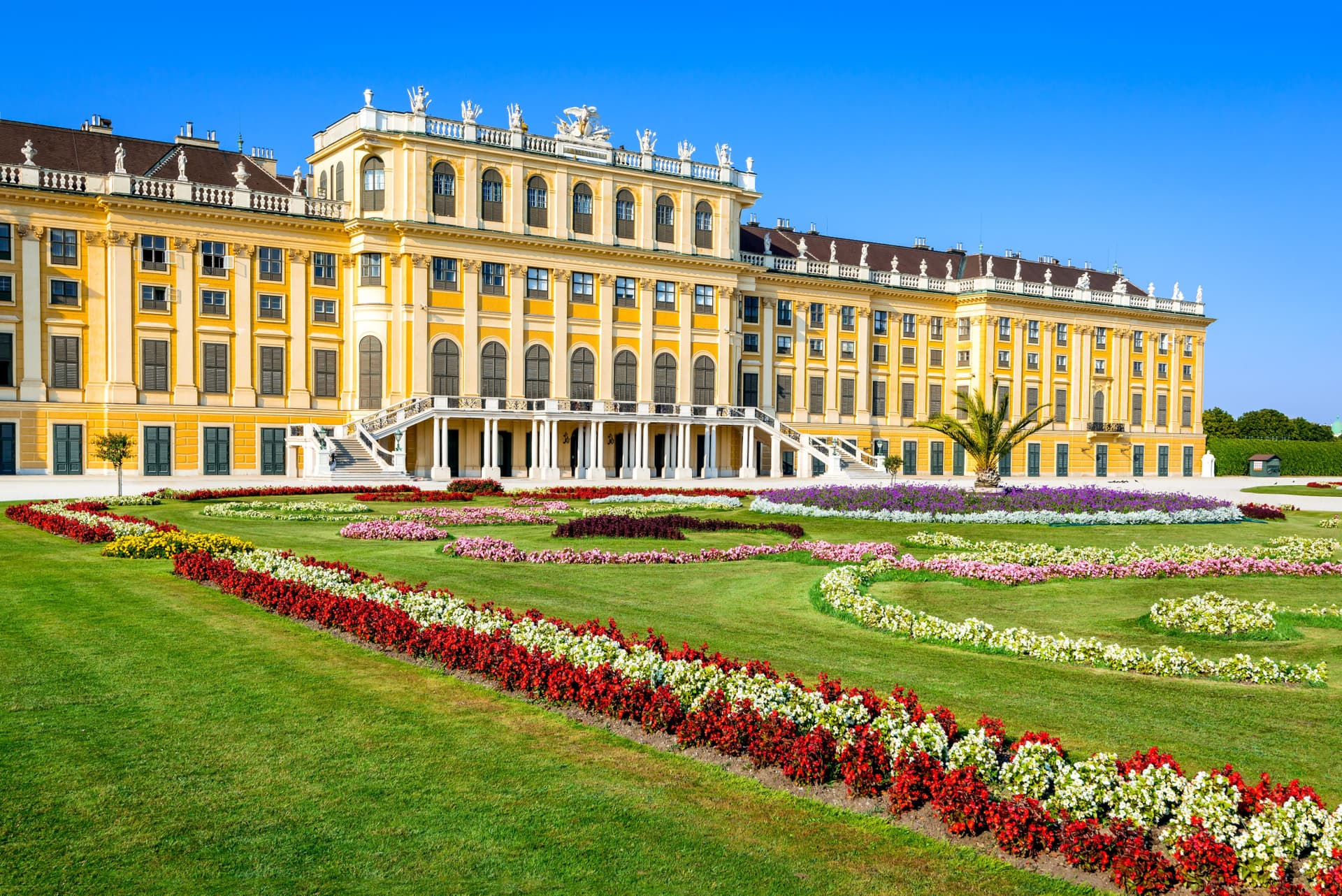 Schonbrunn Palace and Gardens - image 2