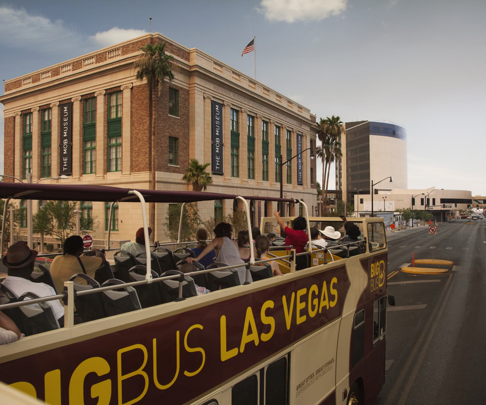 Big Bus Las Vegas Hop-on Hop-off Bus Tour - image 19