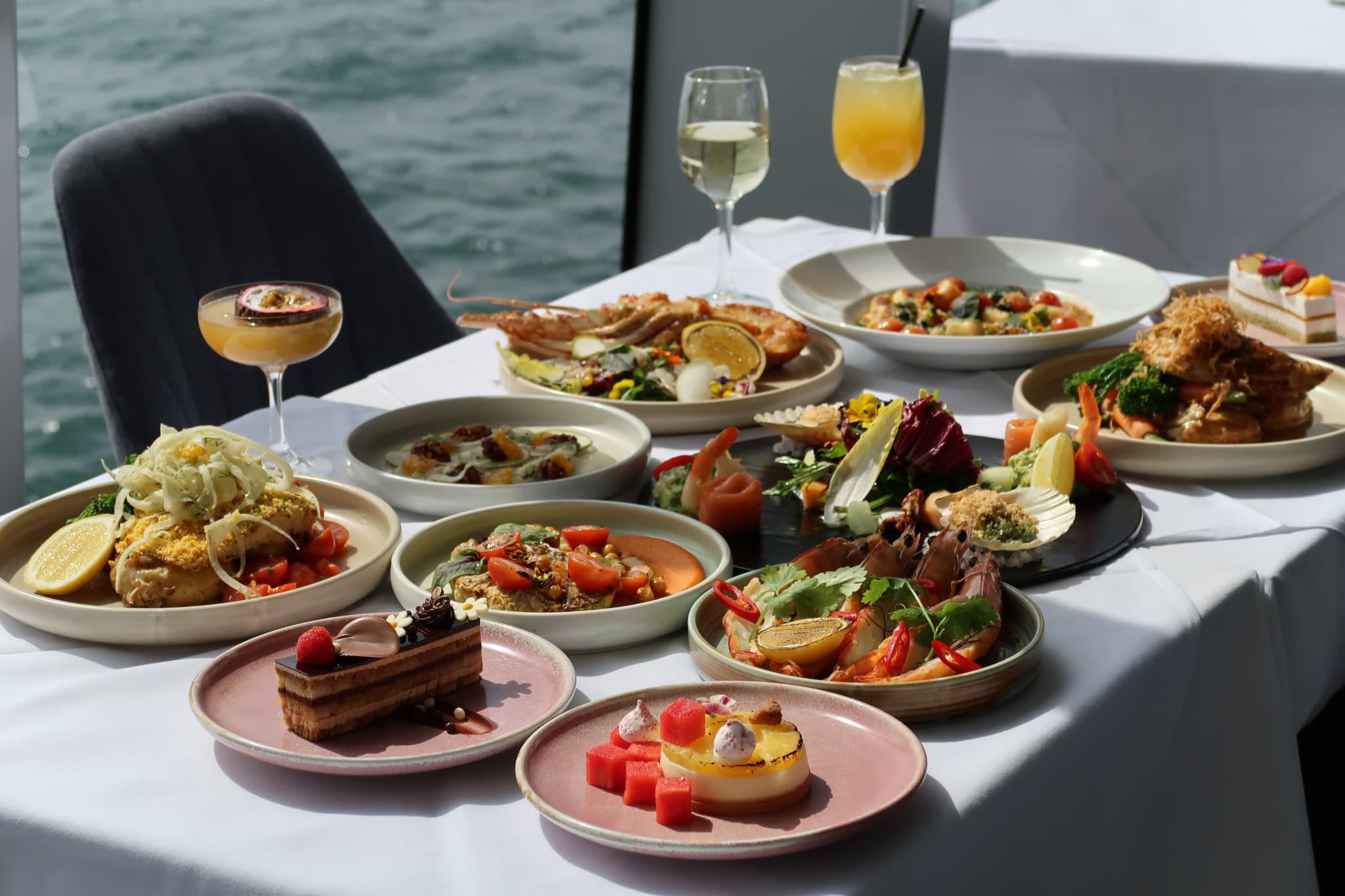 Sydney Harbour Glass Boat Dinner Cruise with Wine Pairing - image 3