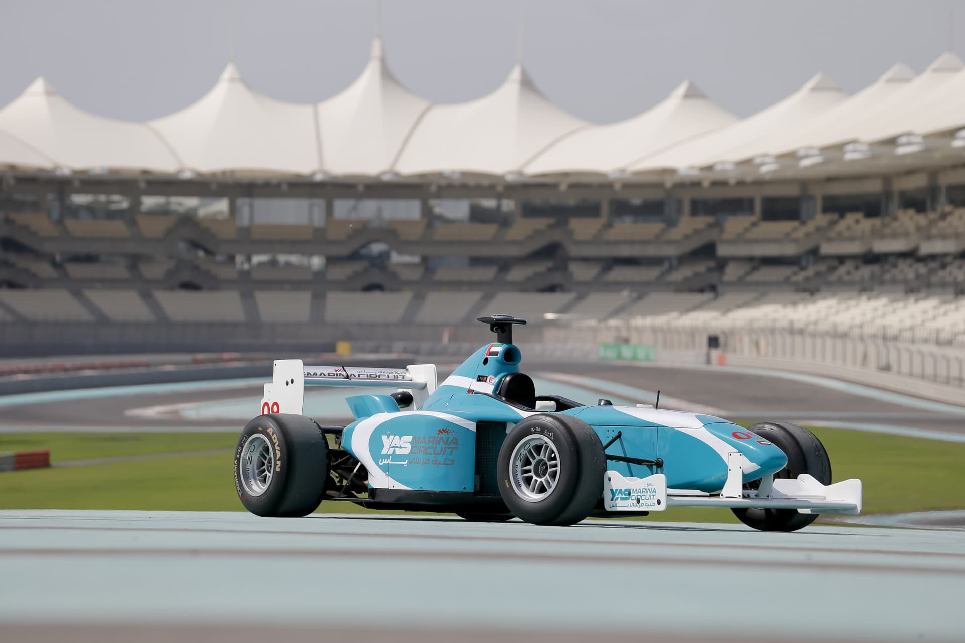 Yas Marina Circuit Formula Yas 3000 Driving Experience - image 5