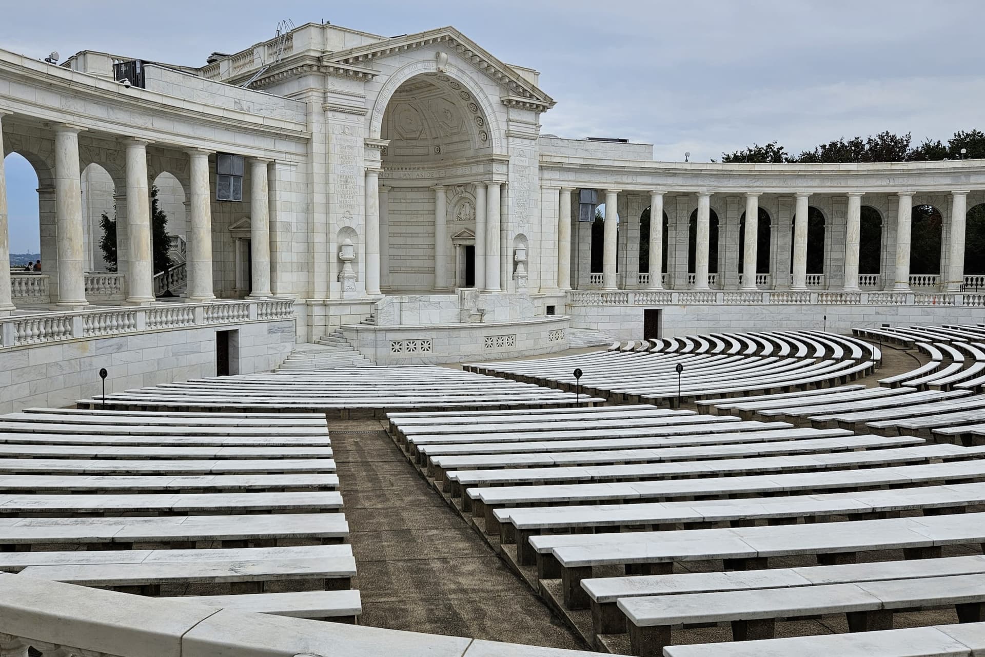 Arlington Cemetery Guided Tour with Changing of the Guard - image 7