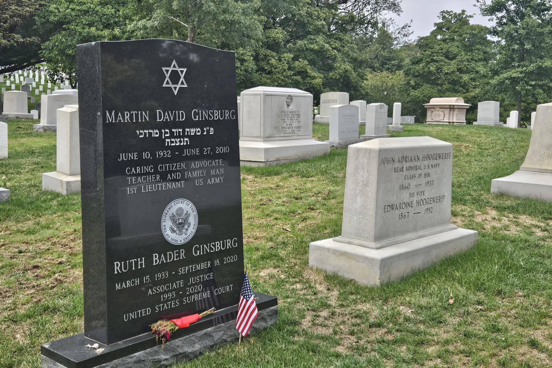Arlington Cemetery Guided Tour with Changing of the Guard - image 6