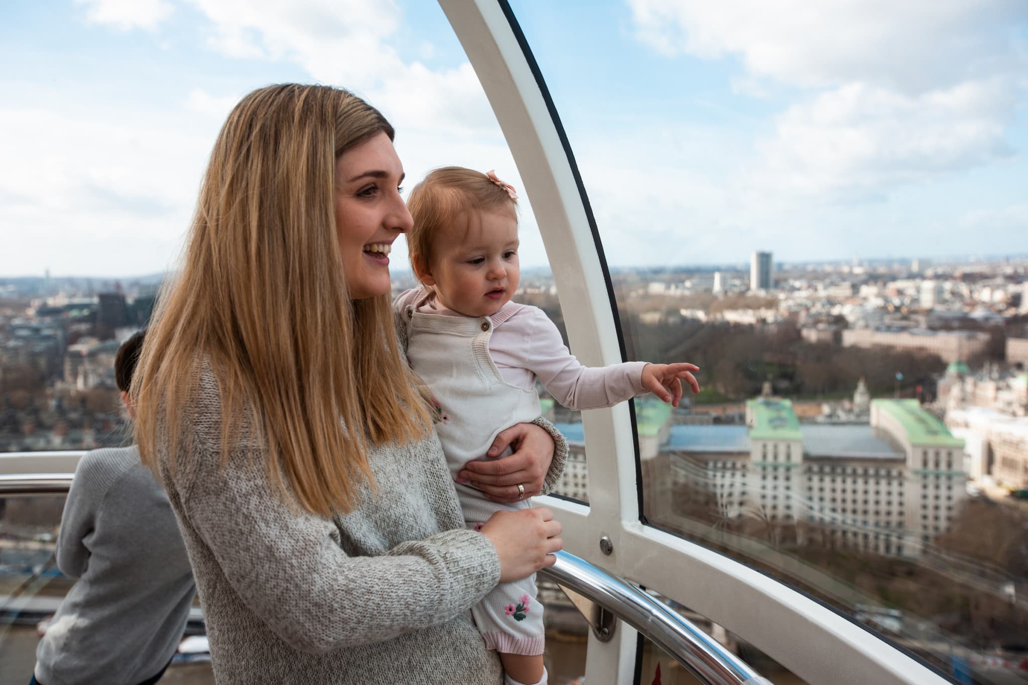 COMBO: London Eye + SEA LIFE London Aquarium Ticket - image 2