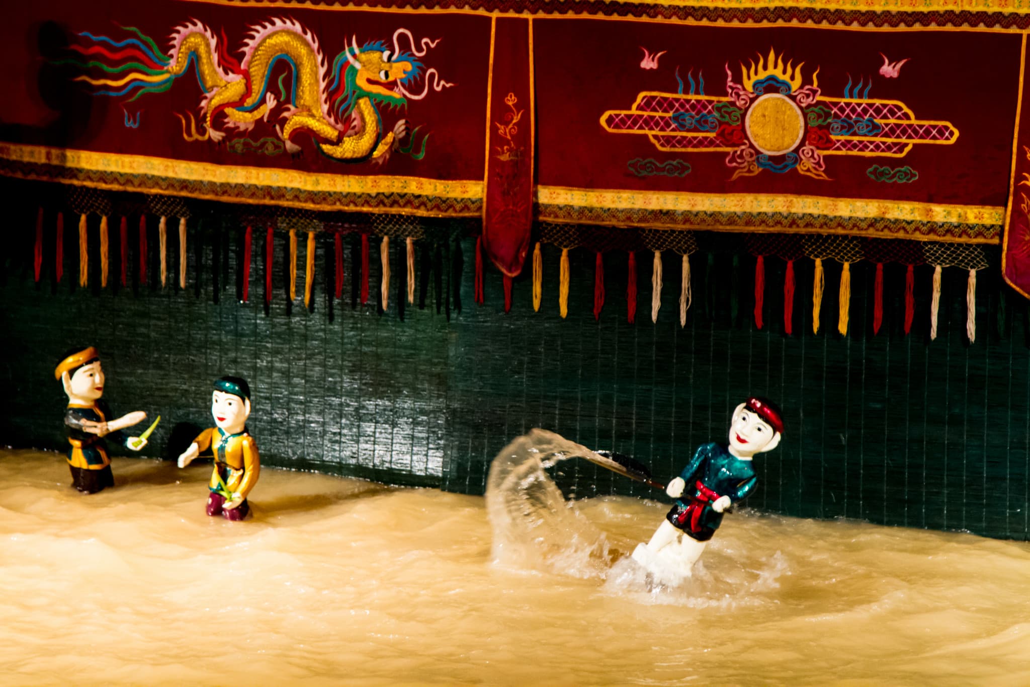 Traditional Vietnamese Water Puppet Show with Dinner in Ho Chi Minh - image 21