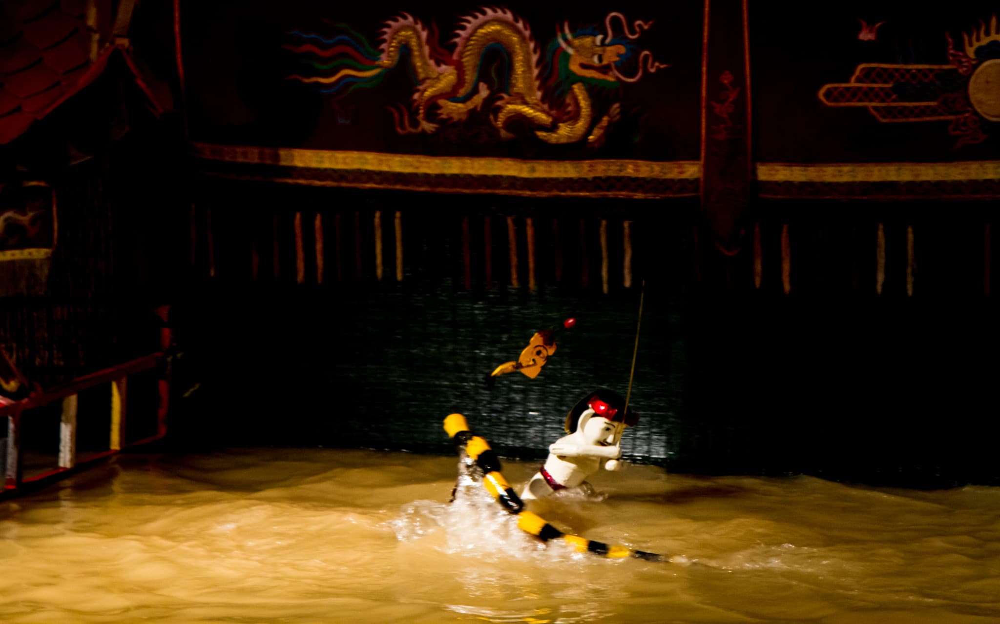 Traditional Vietnamese Water Puppet Show with Dinner in Ho Chi Minh - image 16