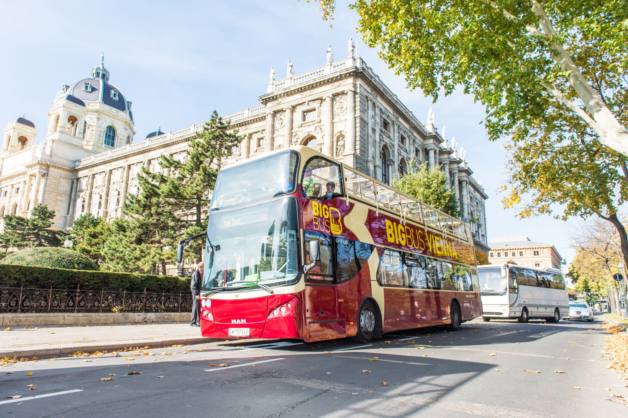 Big Bus Vienna Hop-on Hop-off Bus Tour - main image