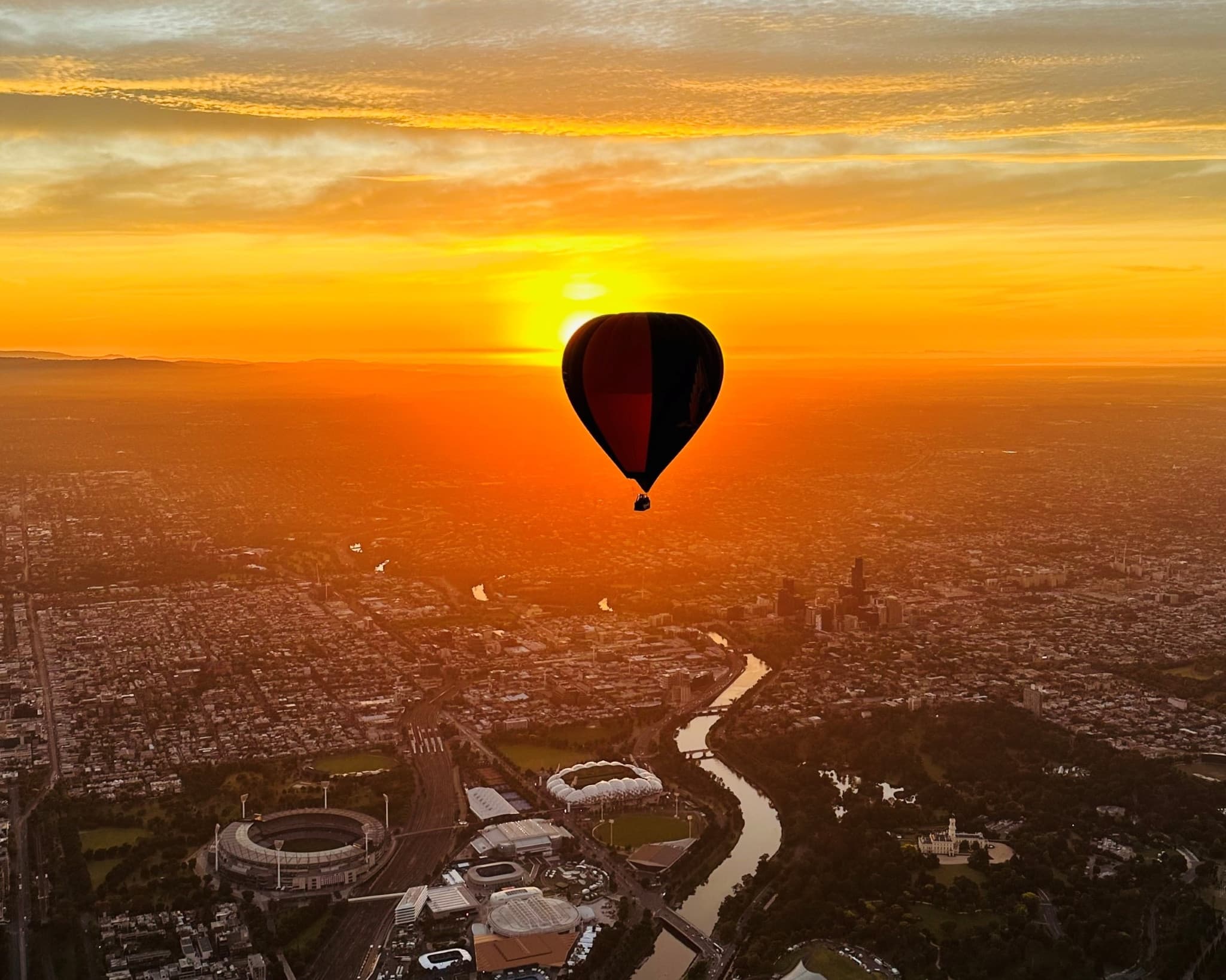 Sunrise Hot Air Balloon Flight over Melbourne with Photos - image 4
