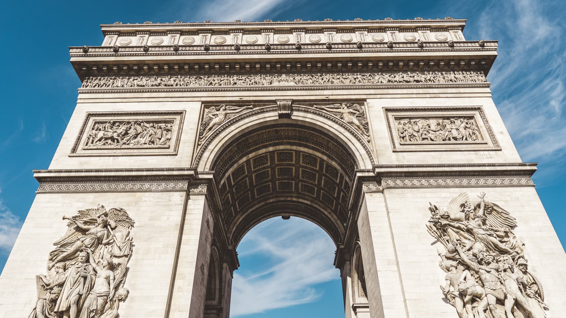 Paris Panoramic Bus Tour and Seine River Cruise - image 2