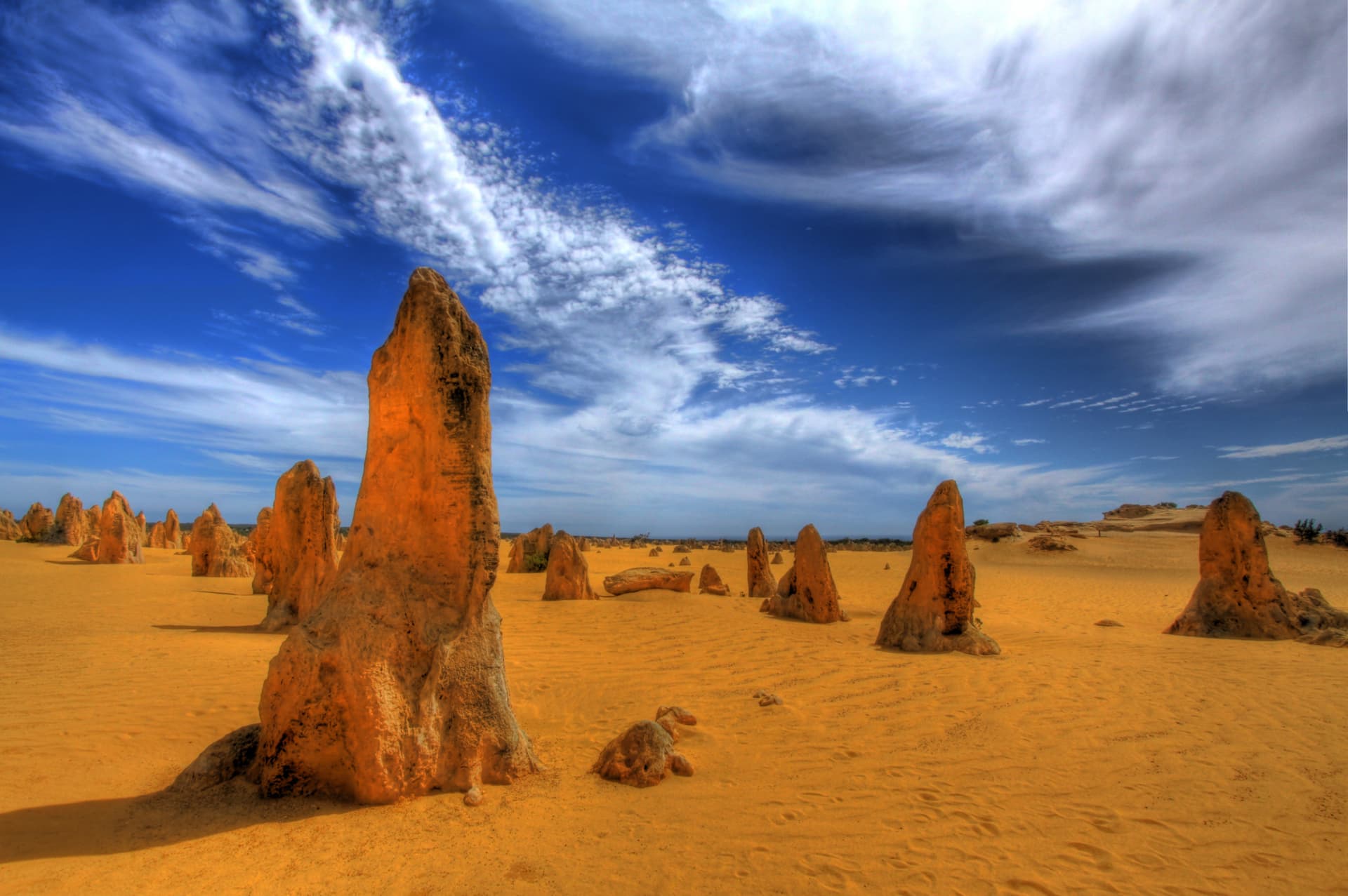 Pinnacles Desert Tour with 4WD Adventure from Perth - main image