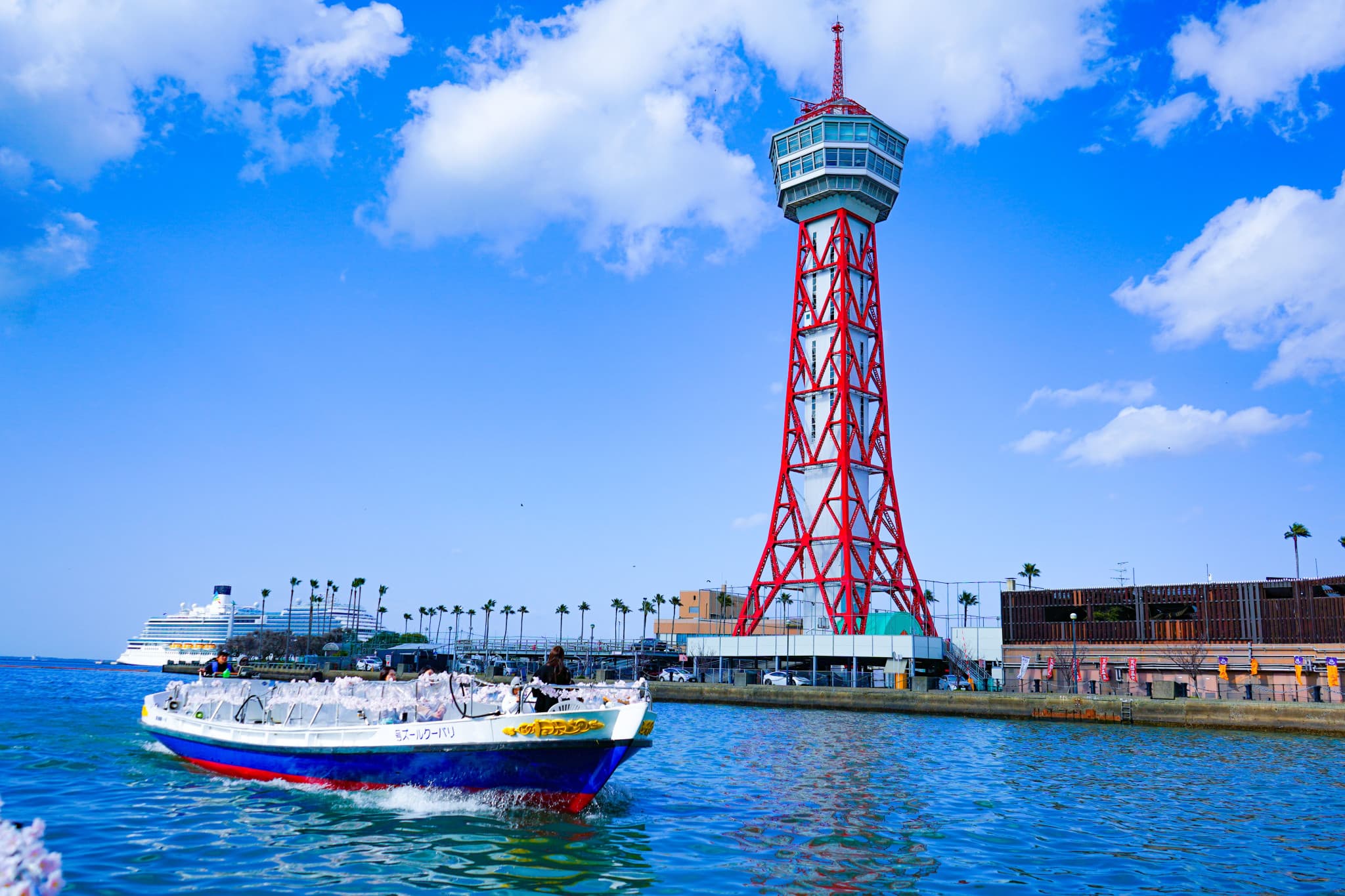 Nakagawa River Cruise in Fukuoka - image 2