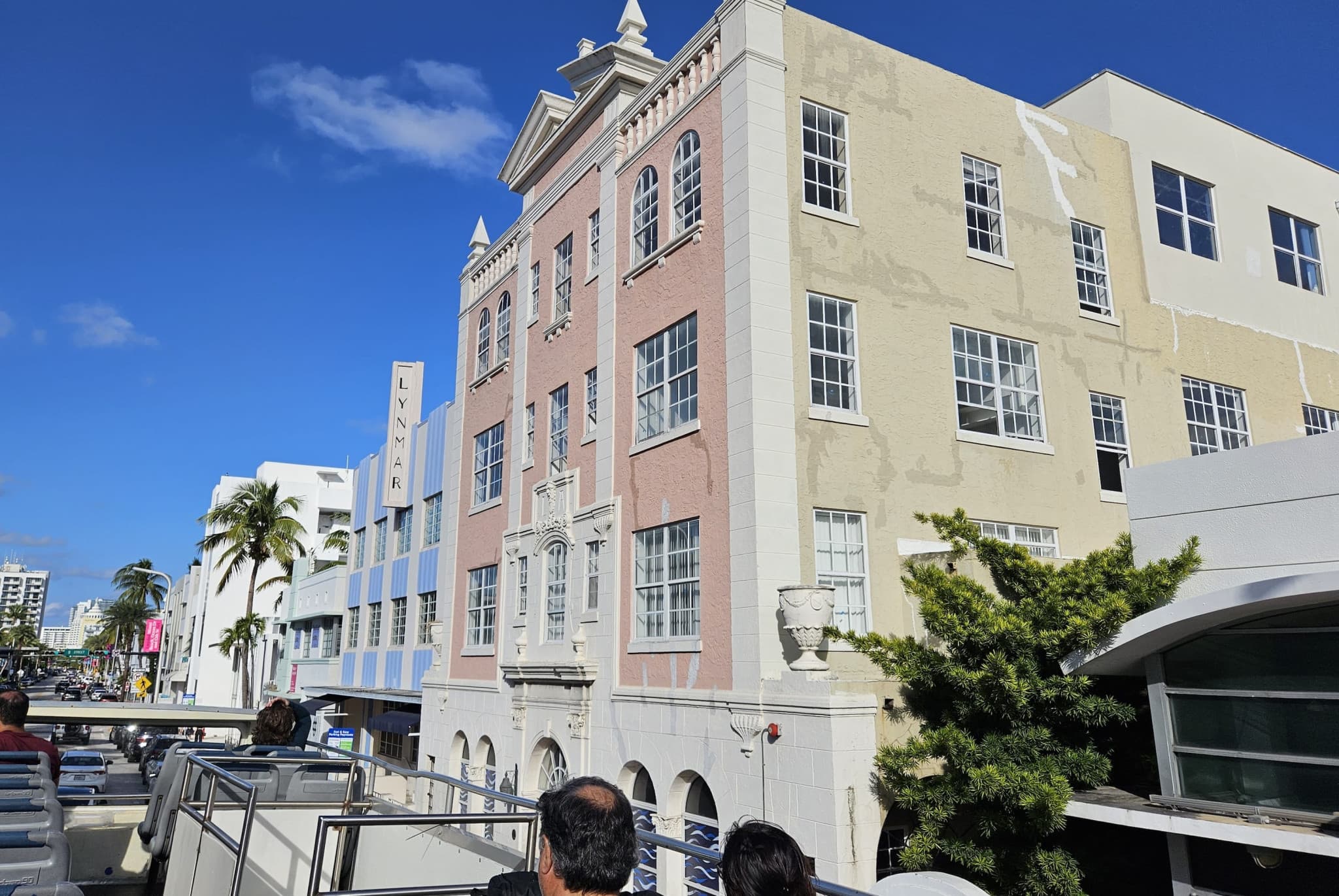 Miami Full-Day Combo: 75 min cruise + Everglades Airboat Tour + Double Decker Bus - image 10