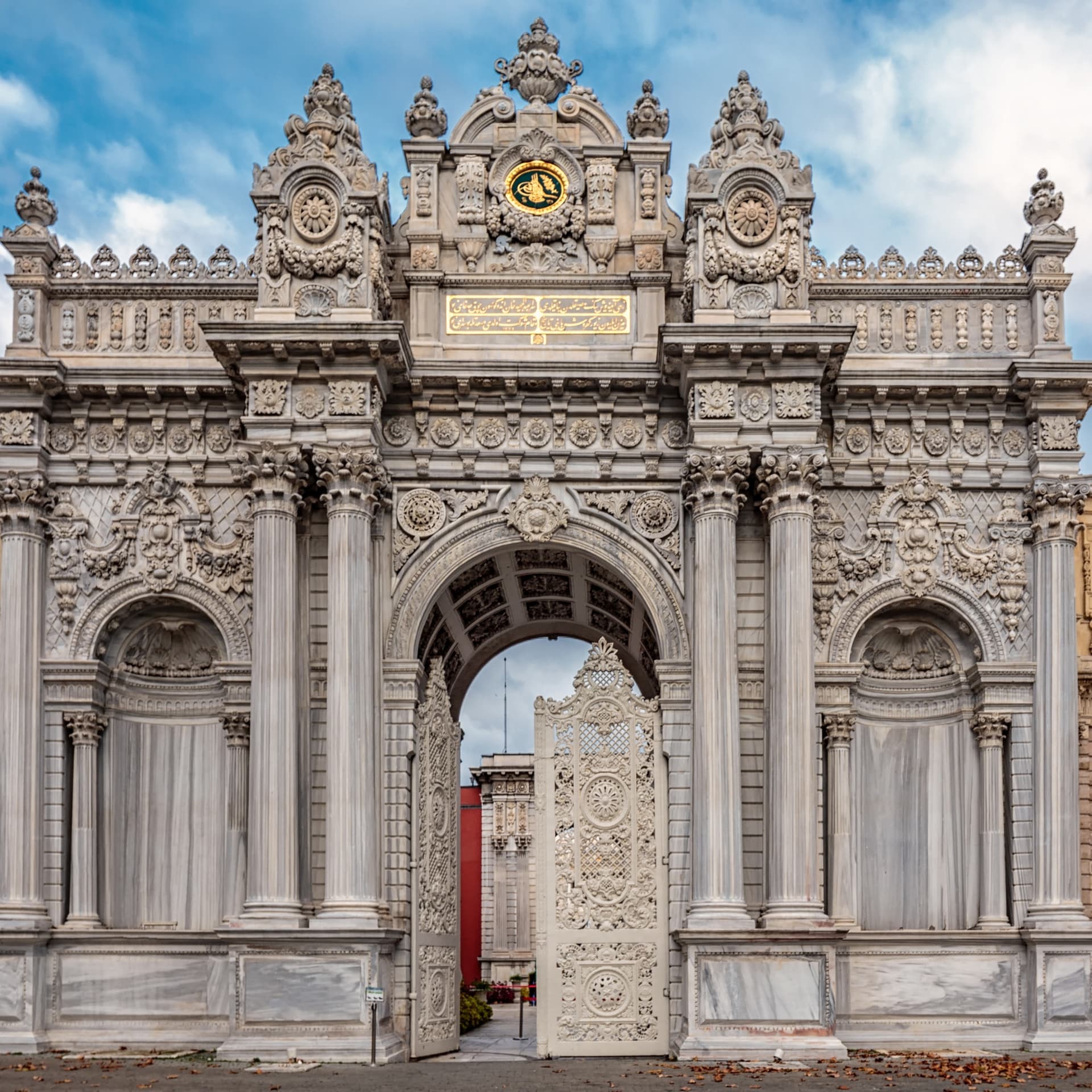 COMBO: Basilica Cistern + Dolmabahce Palace - image 12