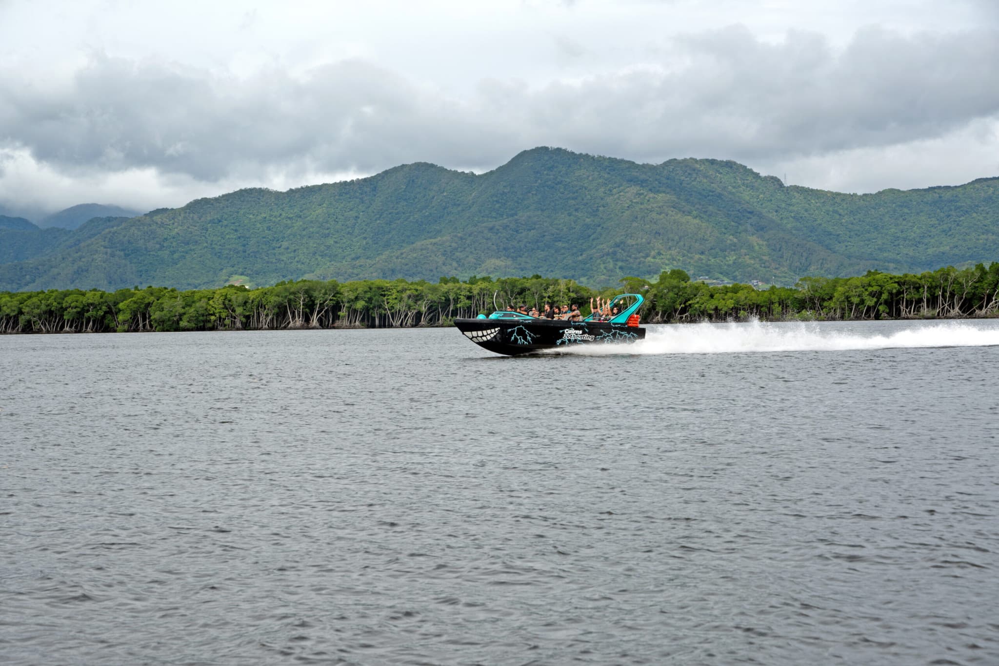 Cairns Jet Boating - image 6