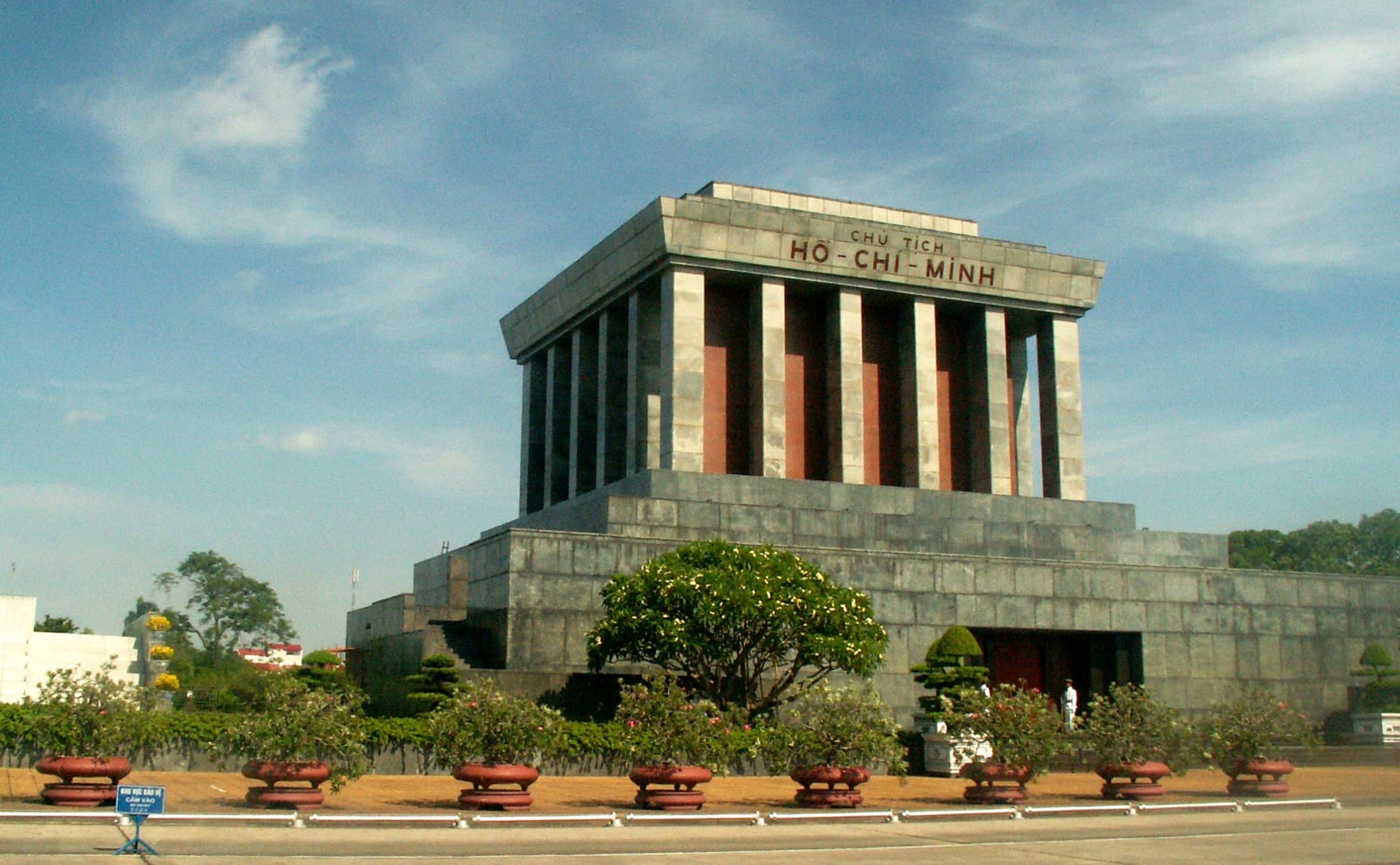 Hanoi Highlights City Tour: Ho Chi Minh Mausoleum, Temple of Literature, Tran Quoc Pagoda - image 4