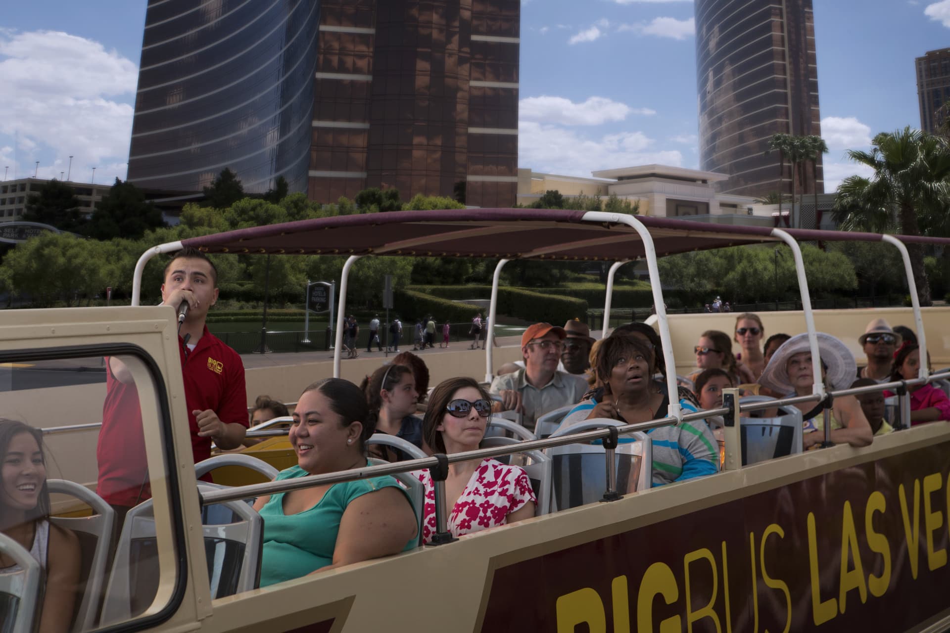 Big Bus Las Vegas Hop-on Hop-off Bus Tour - image 9