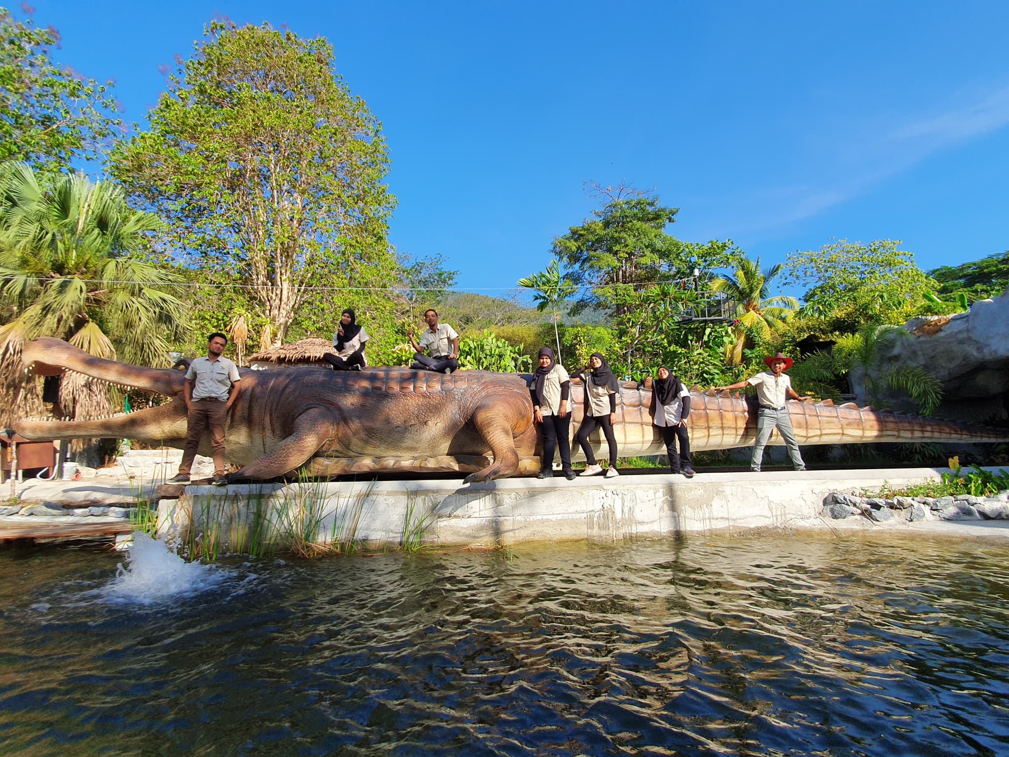 COMBO: Underwater World Langkawi + Crocodile Adventureland - image 6