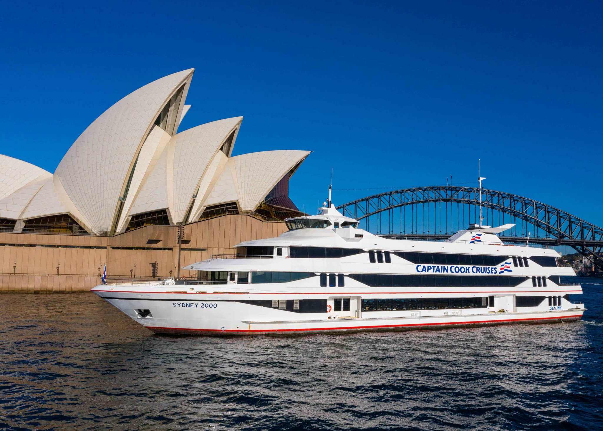 Sydney Harbour Long Lunch Cruise aboard Captain Cook Cruises - image 4