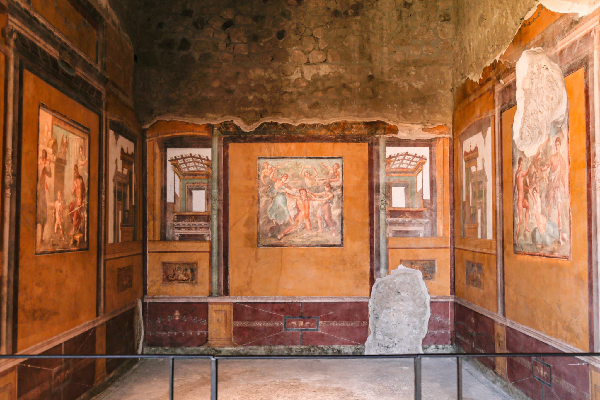 Tour of Pompeii with Priority Access from Sorrento - image 2