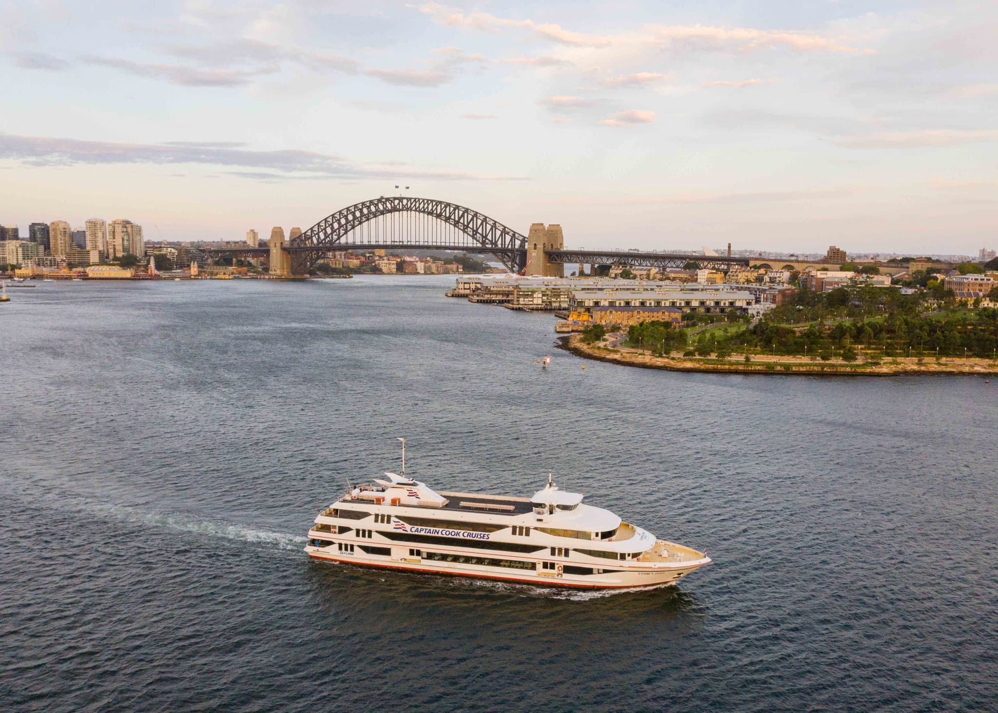 Sydney Harbour Long Lunch Cruise aboard Captain Cook Cruises - image 2