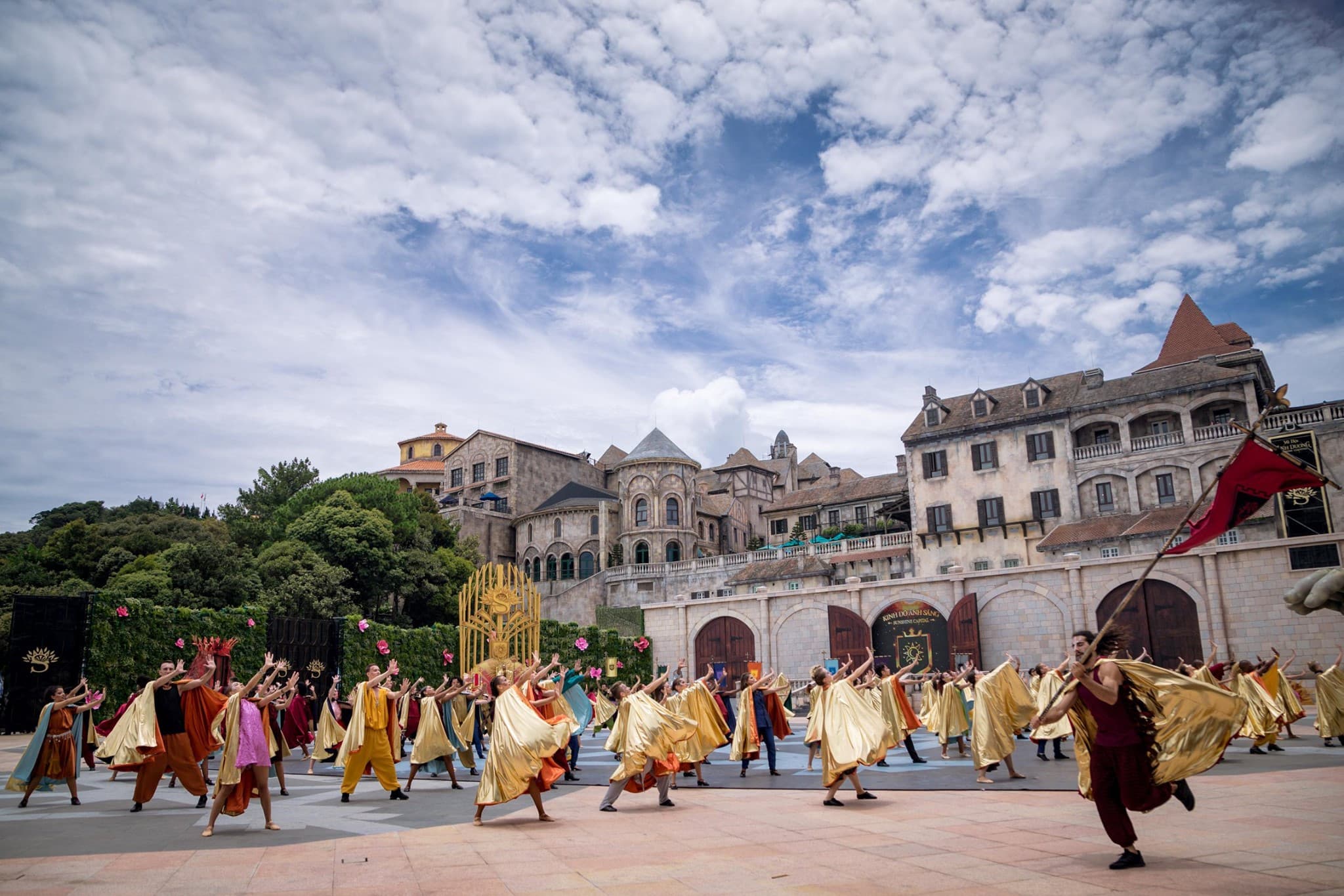 Sun World Ba Na Hills Ticket - image 4